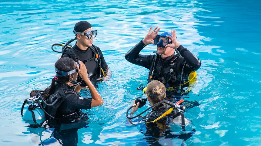 Divers training in open water