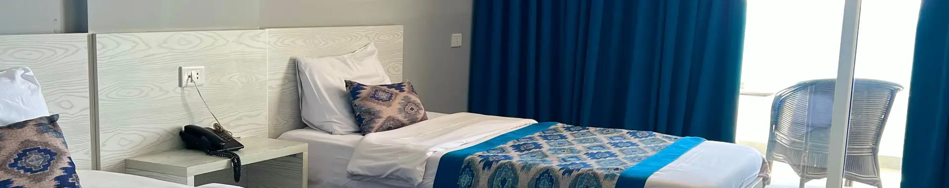 Deluxe Suite with Sea View